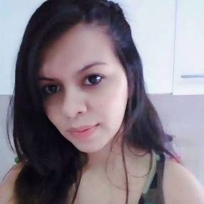 Maribel, Babysitter in Comuna 13