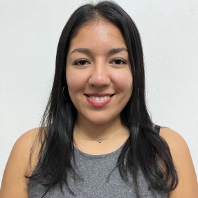Romina, Niñera en Martínez
