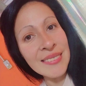 Yesica, Niñera en El Pato