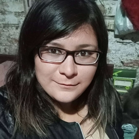 Lorena, Niñera en Rawson