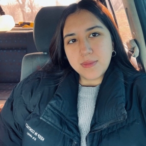 Paula, Babysitter in Junín