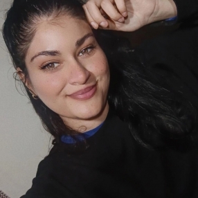 Aixa Belén, Niñera en Castelar