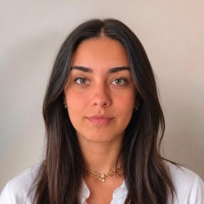 Julieta, Babysitter in Santa Fe