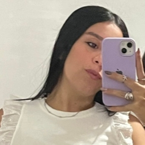 Milagros, Babysitter in La TABLADA 