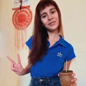 Julia Luz, Niñera en Bahía Blanca