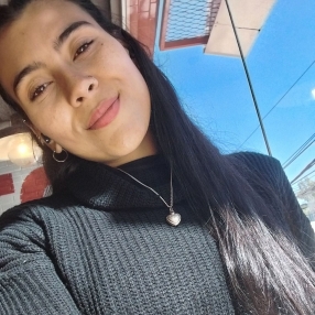 Evelyn, Niñera en Los Troncos del Talar