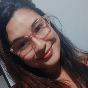 Sofía Naiara, Niñera en Castelar