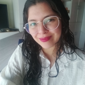 Lu, Niñera en Morón