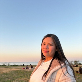 Julgrey, Babysitter in San Isidro