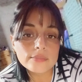 Soledad, Babysitter in Pilar