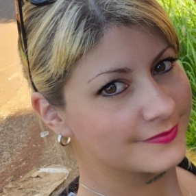 Sandra belen, Babysitter in Pilar