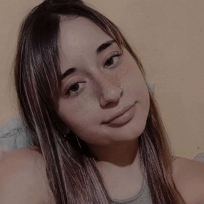 Agustina, Babysitter in Zavalla