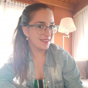 Ariana, Niñera en Villa María