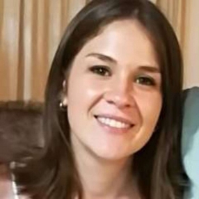 Candem, Niñera en Comuna 10