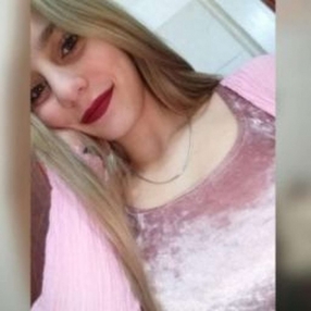 Cande, Niñera en Córdoba