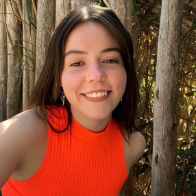 Daniela, Niñera en Loma Verde