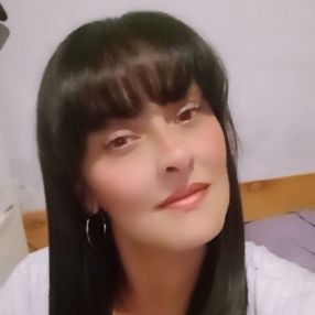 Viviana ester, Babysitter in San Justo
