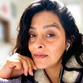 Viviana ester, Niñera en San Justo