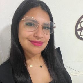 Yanina, Babysitter in General San Martin