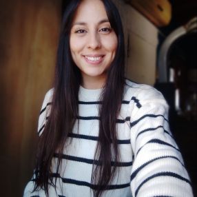 Brenda, Niñera en Lanús