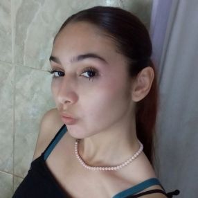 Zarina, Niñera en Barranqueras