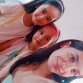 Micaela, Familia en Claypole