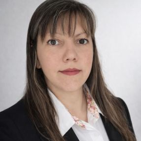 Julia Valeria, Niñera en Quilmes