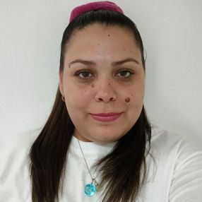 Mary, Babysitter in Junín
