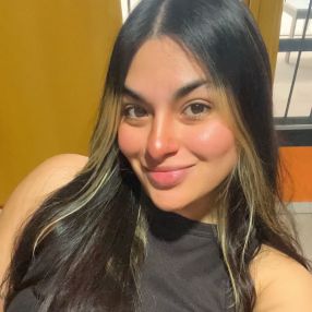 Milagros, Niñera en Villa Carmela
