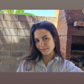 Ale, Niñera en San Carlos