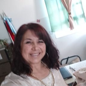 Silvina, Niñera en Crespo