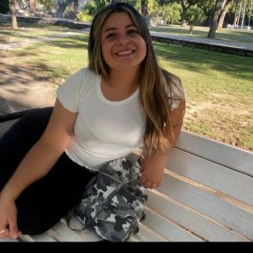 Daniela, Niñera en Sarmiento