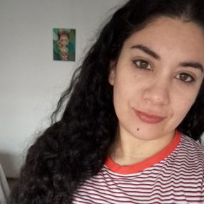 Carolina anabella, Babysitter in Zárate