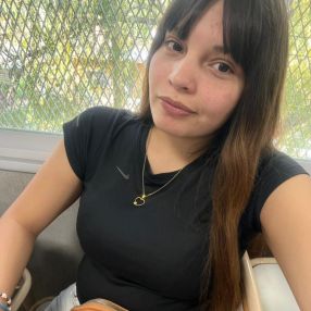 Bianca, Niñera en La Lonja