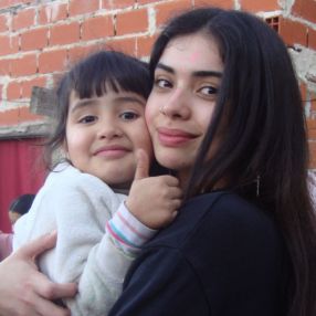 Rosario, Babysitter in Florida
