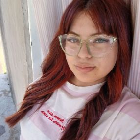 Melody Nicole, Babysitter in Almirante Brown