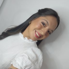 Agostina, Niñera en Goya
