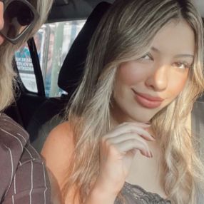 Mora, Babysitter in Tristan Suárez