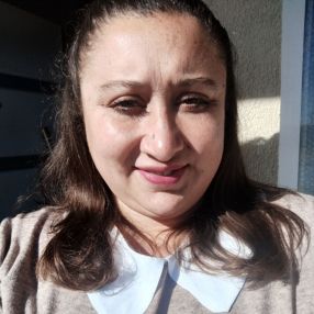 Florencia, Babysitter in Tristan Suárez