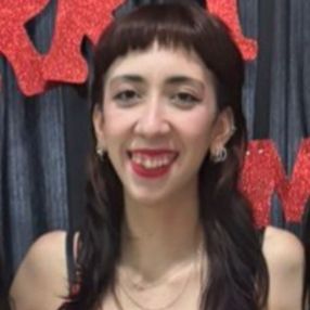 Laura, Niñera en La Carlota