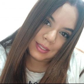 Karen, Babysitter in José Ingenieros