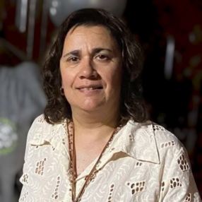 Mariana, Niñera en Muñiz