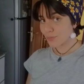 Julieta, Babysitter in Córdoba