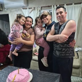 Elu, Familia en José C. Paz