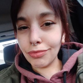 Florencia, Babysitter in Lanús
