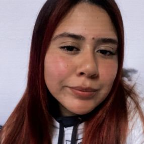 Macarena soledad, Babysitter in Maquinista Savio