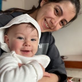Ornella Catalina, Niñera en San Pedro