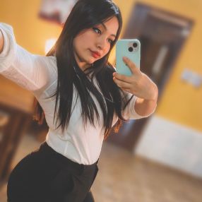 Morena, Niñera en La Banda