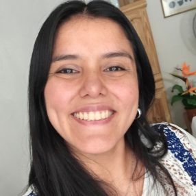 Cintya, Niñera en Santa Fe