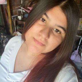 Cande, Babysitter in Barranqueras